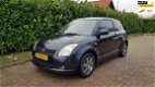 Suzuki Swift - 1.5 Exclusive Navigatie Airco 160dkm Keyless Entry El. Ramen & Spiegels - 1 - Thumbnail