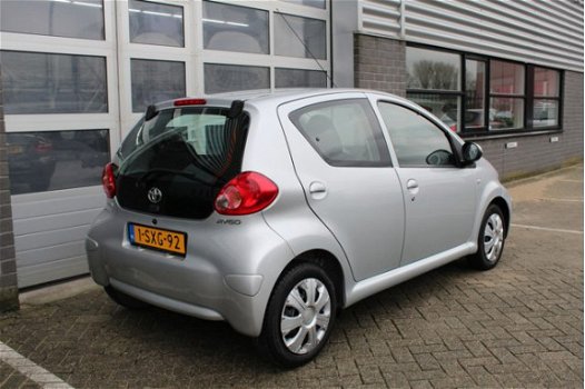 Toyota Aygo - 1.0-12V + Automaat 5 Deurs Zuinig - 1