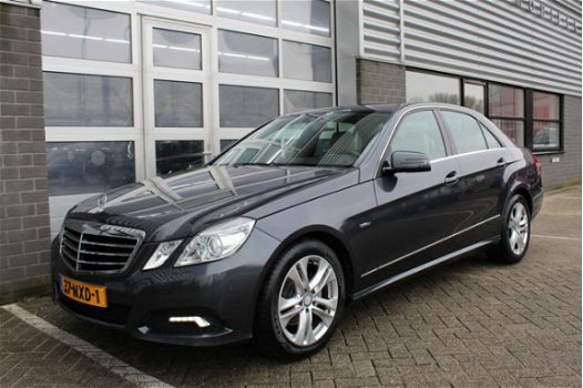 Mercedes-Benz E-klasse - 200 CGI Avantgarde Leder Xenon Navigatie - 1