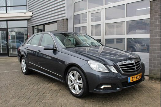 Mercedes-Benz E-klasse - 200 CGI Avantgarde Leder Xenon Navigatie - 1