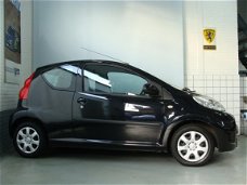 Peugeot 107 - 1.0-12V XS