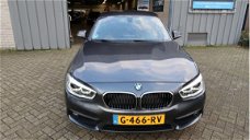 BMW 1-serie - 116i Executive 5DRS/NAVI/PDC/STOELVERW