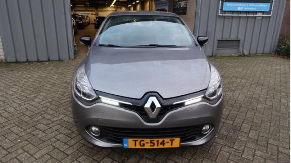 Renault Clio - 1.2 16V AIRCO/NAVI/5DRS/PDC/NAP - 1