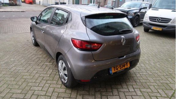 Renault Clio - 1.2 16V AIRCO/NAVI/5DRS/PDC/NAP - 1