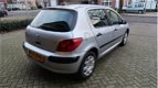 Peugeot 307 - 1.6-16V XR AUTOMAAT/AIRCO/5DRS/NAP - 1 - Thumbnail