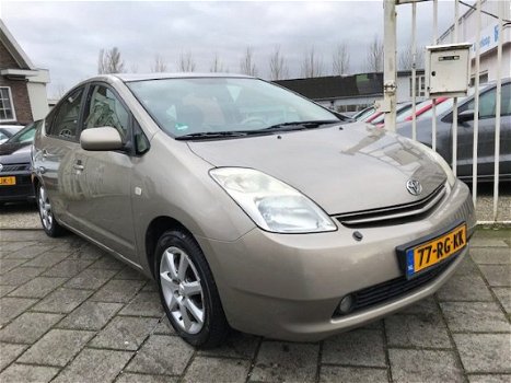 Toyota Prius - 1.5 VVT-i HSD - 1