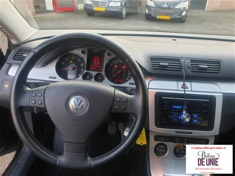 Volkswagen Passat Variant - 1.8 Highline Leder - 1