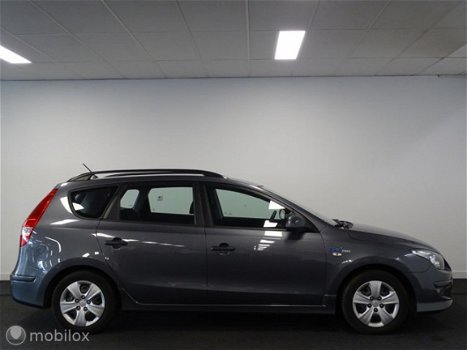 Hyundai i30 CW - 1.4i i-Comfort Airco/Trekhaak/Elek. Ramen - 1