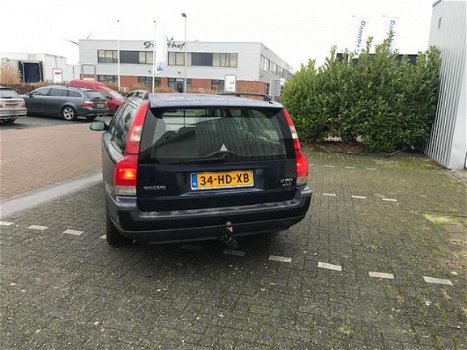 Volvo V70 - 2.5 D Comfort Line - 1