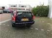 Volvo V70 - 2.5 D Comfort Line - 1 - Thumbnail