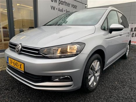 Volkswagen Touran - 1.6 TDI 110PK COMFORTLINE NAVI/TREKHAAK/PDC/ - 1