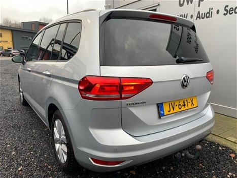 Volkswagen Touran - 1.6 TDI 110PK COMFORTLINE NAVI/TREKHAAK/PDC/ - 1