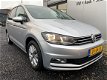 Volkswagen Touran - 1.6 TDI 110PK COMFORTLINE NAVI/TREKHAAK/PDC/ - 1 - Thumbnail