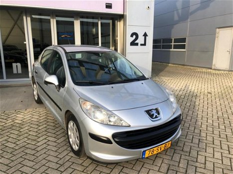 Peugeot 207 - 1.4-16V XR ZEER NETTE AUTO INRUIL MOGELIJK - 1