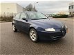 Alfa Romeo 147 - 1.6 T.Spark Impression met Nap, airco, elektr ramen/spiegels - 1 - Thumbnail