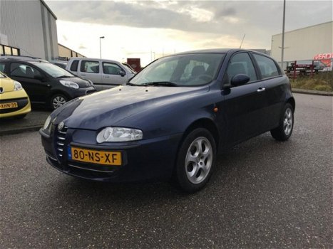 Alfa Romeo 147 - 1.6 T.Spark Impression met Nap, airco, elektr ramen/spiegels - 1