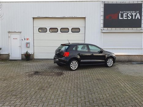 Volkswagen Polo - 1.4-16V Highline navigatie, climate, 5 drs - 1