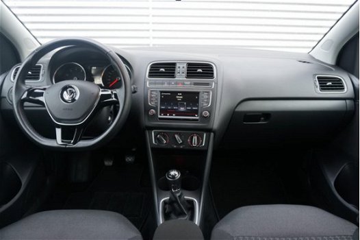 Volkswagen Polo - 1.2TSI/90PK Comfortline · Cruise control · Airco · Mistlampen - 1