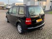 Volkswagen Touran - 1.6-16V FSI Athene // Nieuwe APK - 1 - Thumbnail