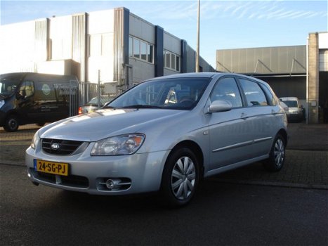 Kia Cerato - 2.0-16V EX - 1