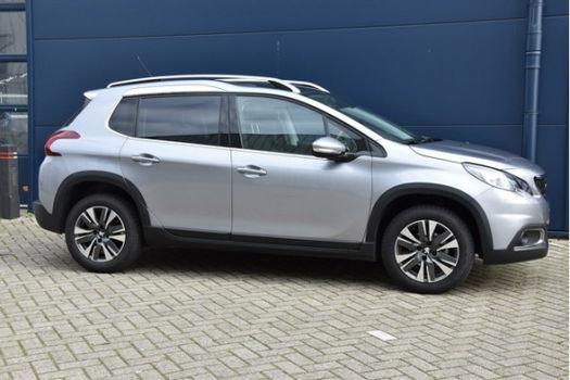 Peugeot 2008 - ALLURE 1.2 PURETECH 82PK | NAVIGATIE | PANORAMADAK | CAMERA - 1