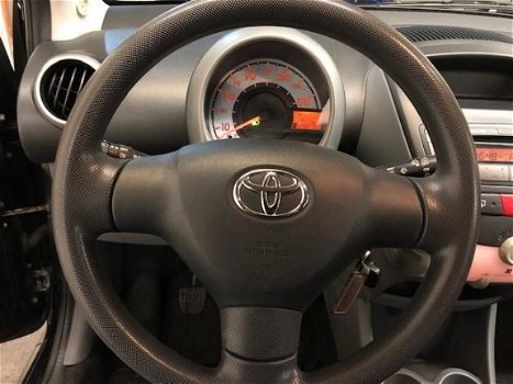 Toyota Aygo - 1.0-12V + Airco, Elek ramen, Radio CD Speler, onderhoudsboek .... etc - 1