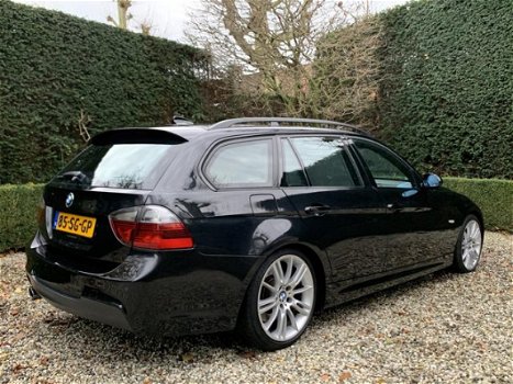 BMW 3-serie Touring - 330i Aut. M-Pakket High Exec NL Auto - 1