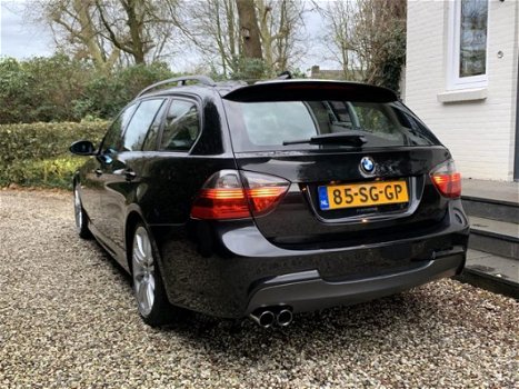 BMW 3-serie Touring - 330i Aut. M-Pakket High Exec NL Auto - 1