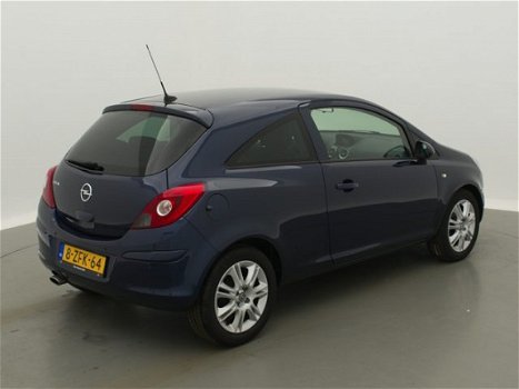 Opel Corsa - 1.4 100pk 3d BlitZ | Navi | Clima | LM | Sensoren - 1