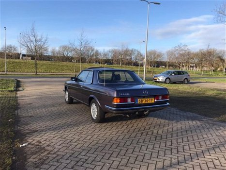 Mercedes-Benz 230 - (W123) C 1978 Coupé Belastingvrij - 1