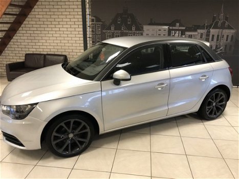 Audi A1 Sportback - 1.2 TFSI Attraction Pro Line Business - 1