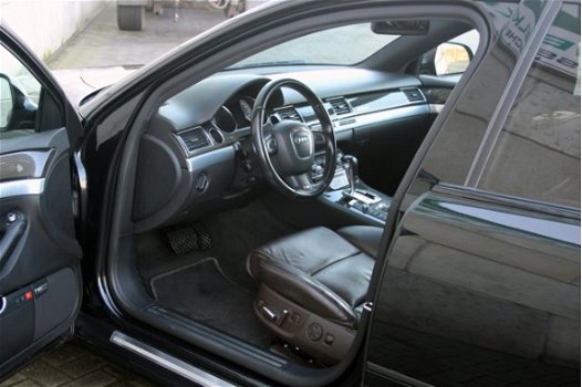 Audi A8 - 5.2 S8 quattro Pro Line+ V10 Facelift BOSE, ACC, Schuifdak - 1