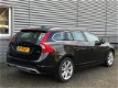 Volvo V60 - 2.0 D3 Summum Automaat / Xenon / Leer - 1 - Thumbnail