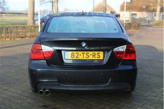 BMW 3-serie - 320d High Executive AUT. M-PAKKET / NAVI / PDC / AIRCO-ECC / CRUISE CTR. / 17'' LM-VEL - 1