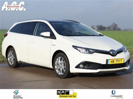 Toyota Auris - 1.8 Hybrid AUTOMAAT Panodak Navi ECC - 1