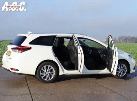 Toyota Auris - 1.8 Hybrid AUTOMAAT Panodak Navi ECC - 1