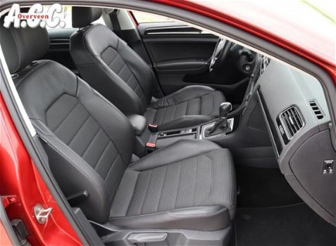 Volkswagen Golf Variant - 1.6 TDi AUTOMAAT Leer Trekhaak Navi ECC - 1