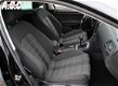 Volkswagen Golf - 1.6 TDi Highline Park Assist ECC Navi - 1 - Thumbnail