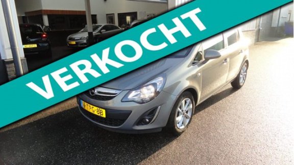 Opel Corsa - 1.2-16V Design Edition - 1