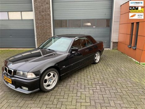 BMW 3-serie Cabrio - 318i - 1