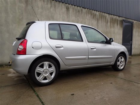 Renault Clio - 1.2-16V Campus airco, 5-deurs, LMV - 1