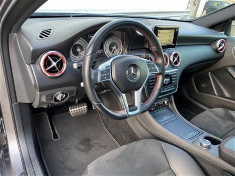 Mercedes-Benz A-klasse - 180 CDI Prestige AMG PAKKET PANO AUTOMAAT CAMERA NAVI HARMAN KARDON - 1