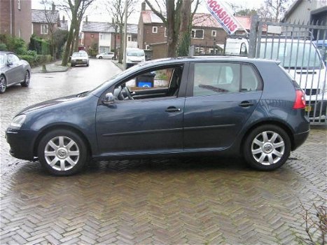 Volkswagen Golf - 1.4 FSI Trendline 5 drs airco sturbekr nieuwe apk - 1