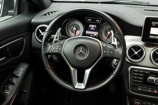 Mercedes-Benz CLA-Klasse - 200 Prestige Aut. Navi Pano Xenon Ecc 18'' - 1