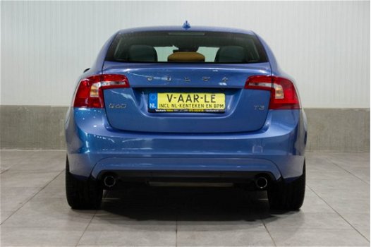 Volvo S60 - 2.0 T3 Leder Parkeercamera Navigatie 152pk - 1