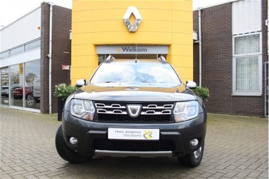 Dacia Duster - TCe 125 PK 4x2 Prestige TREKHAAK | CRUISE CONTROL | NAVI - 1