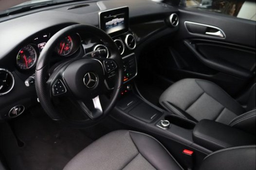 Mercedes-Benz CLA-klasse Shooting Brake - 200 CDI Lease Edition 50 procent deal 9.875, - ACTIE Xenon - 1