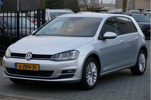 Volkswagen Golf - 1.2 TSI CUP Edition ORG NL 2015 Navi, Clima, Xenon, Led, PDC V+A, 16