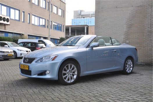 Lexus IS Cabriolet - 250C Executive - 1