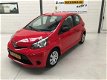 Toyota Aygo - 1.0 VVT-i Now AIRCO / AUDIO / CV OP AFSTAND - 1 - Thumbnail